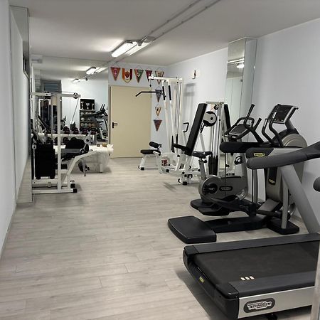 Hotel Haus Charlotte San Benedetto del Tronto Exterior photo