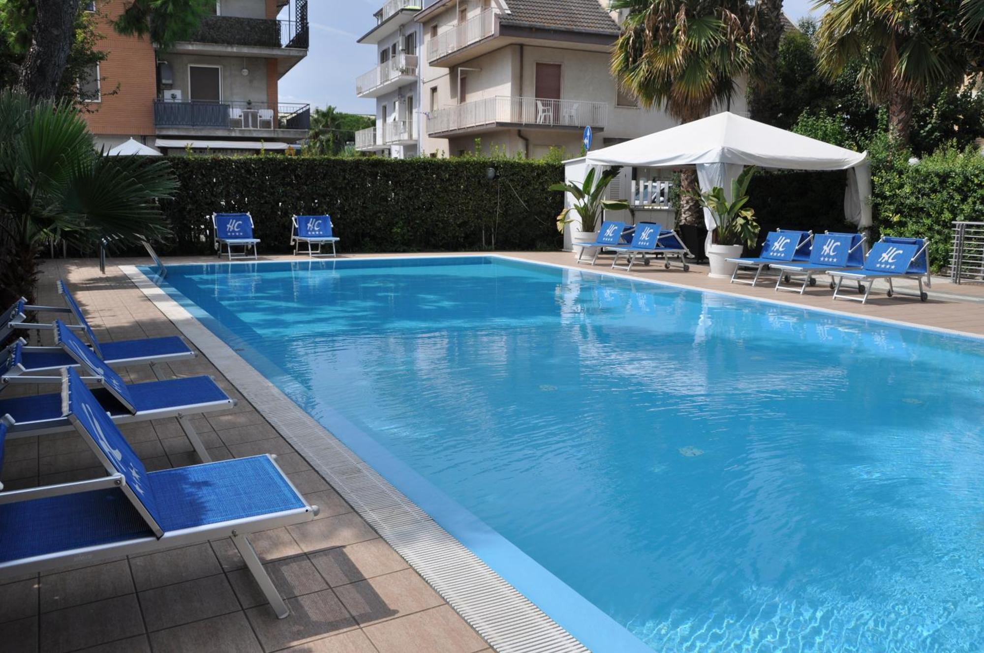 Hotel Haus Charlotte San Benedetto del Tronto Exterior photo